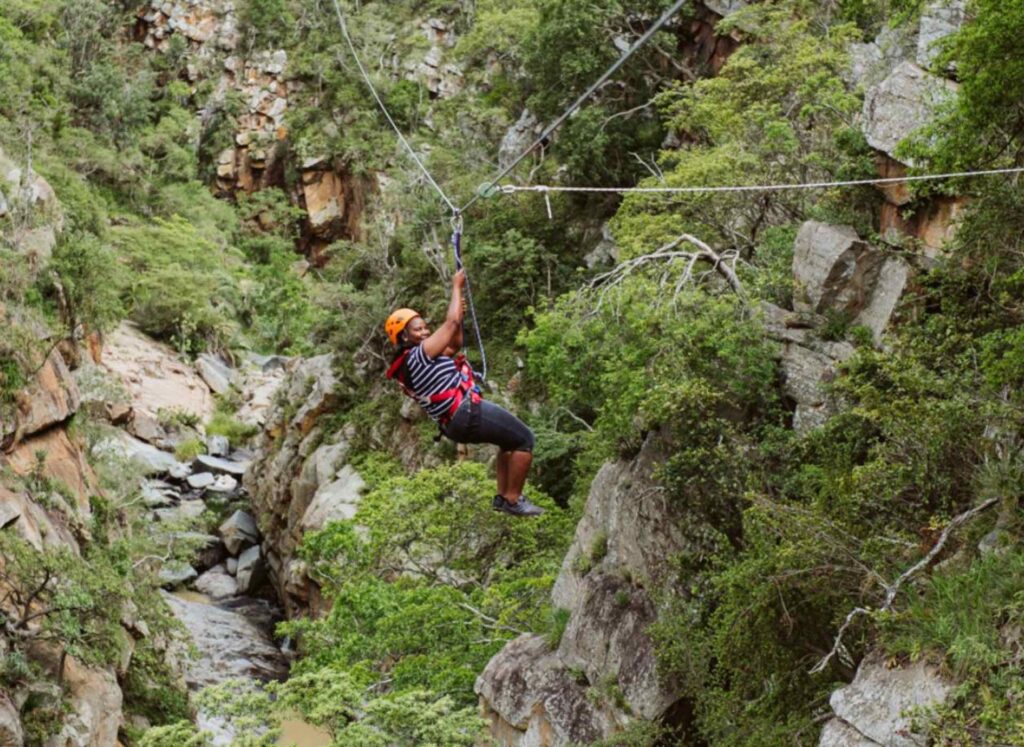 zipline-at-babanango-outdoor-education-school-camps